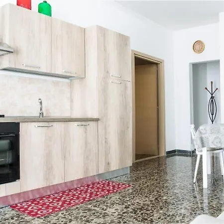 公寓 Casa La Fenice 切列梅萨皮卡